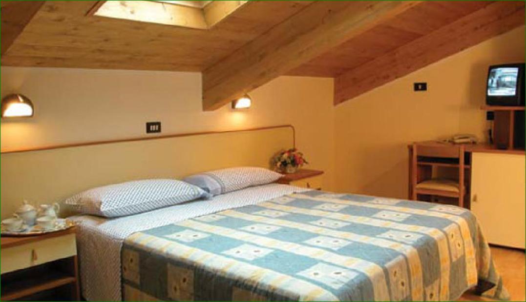 Hotel Verdemare ริมินี ภายนอก รูปภาพ